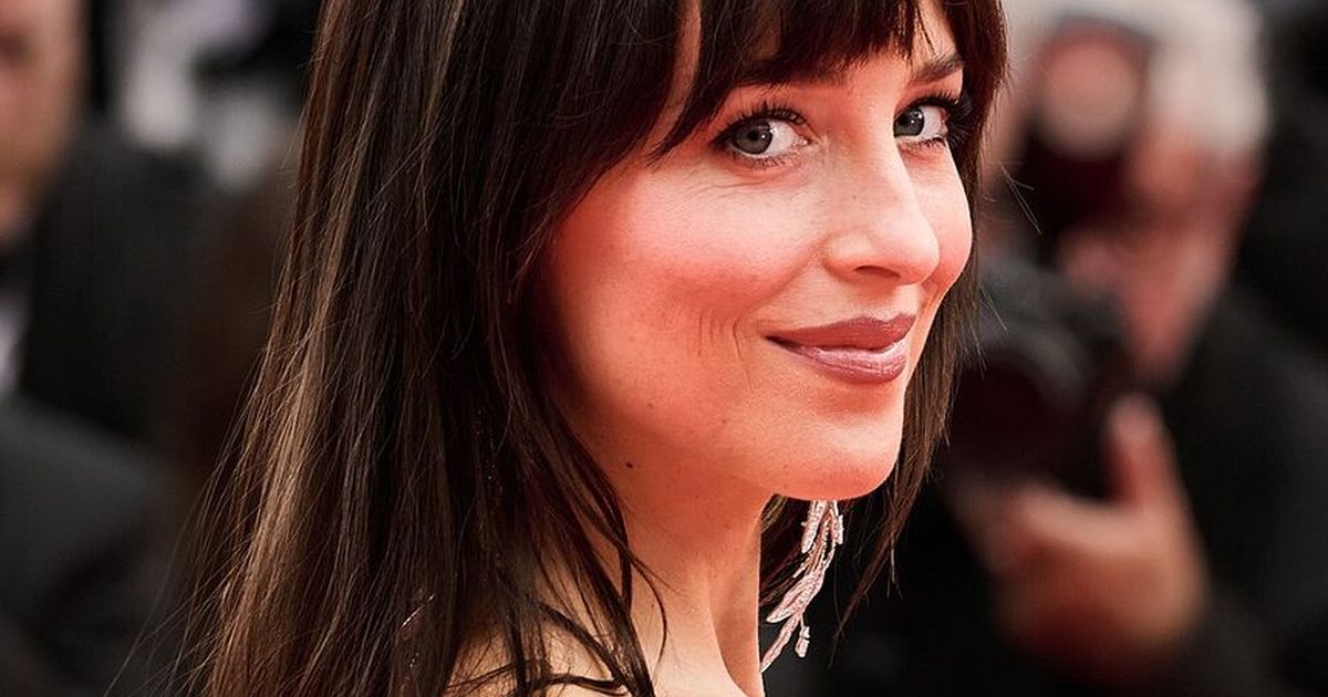 Dakota Johnson red carpet portrait