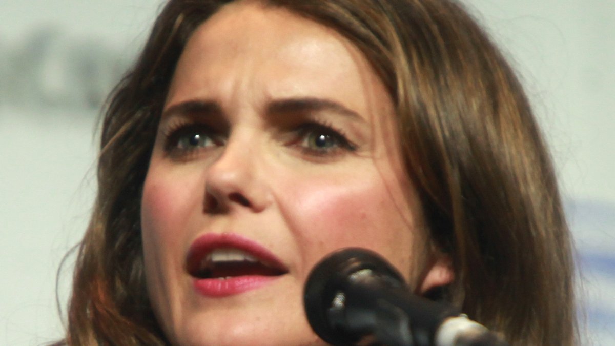 Keri Russell portrait and relationship reporting
